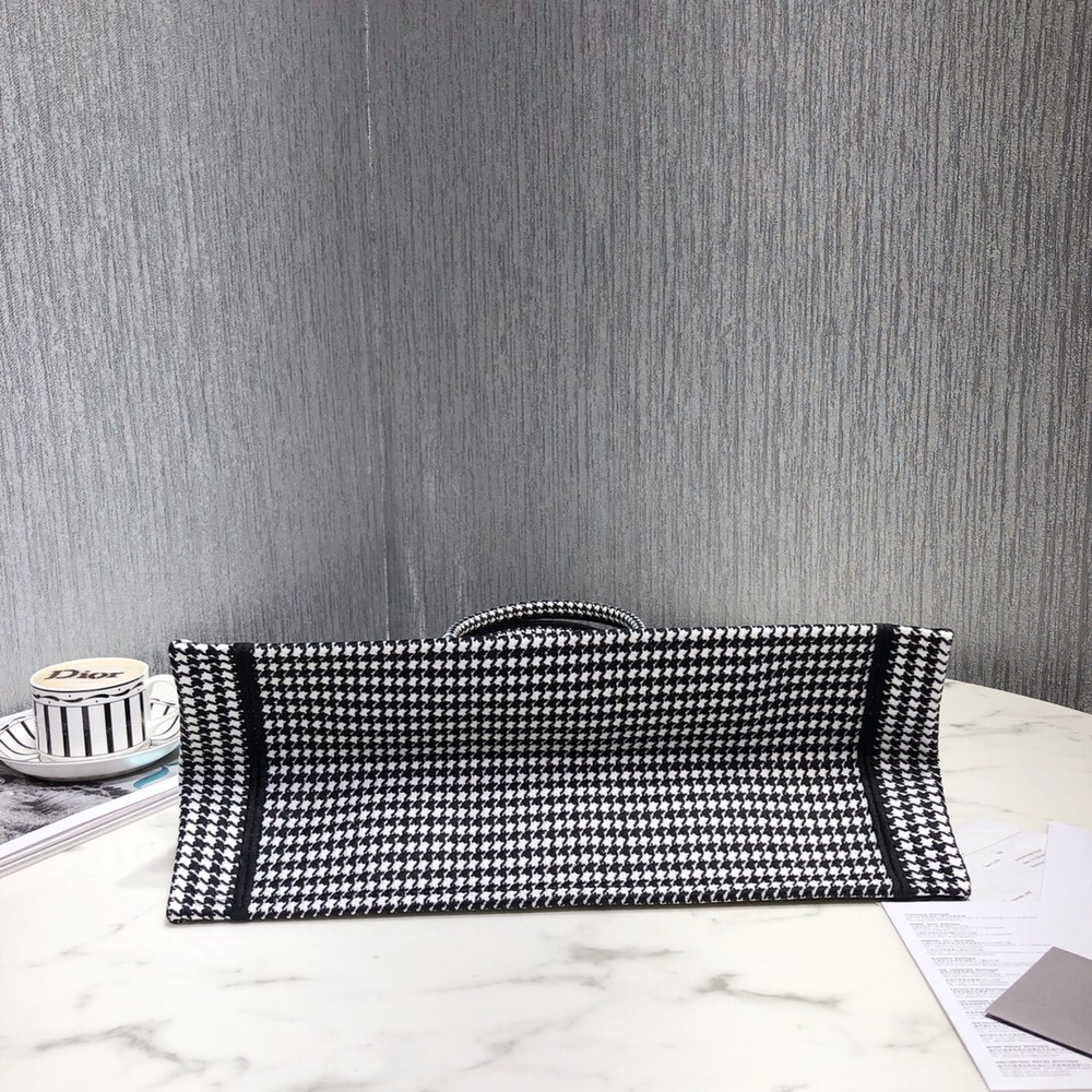 Christian Dior Book Tote 42 cm