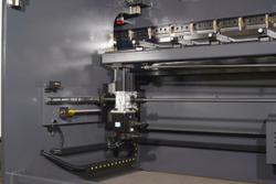 Листогибочный пресс с ЧПУ MetalTec HBC 135/3200 (4+1 ось, МТ-15)