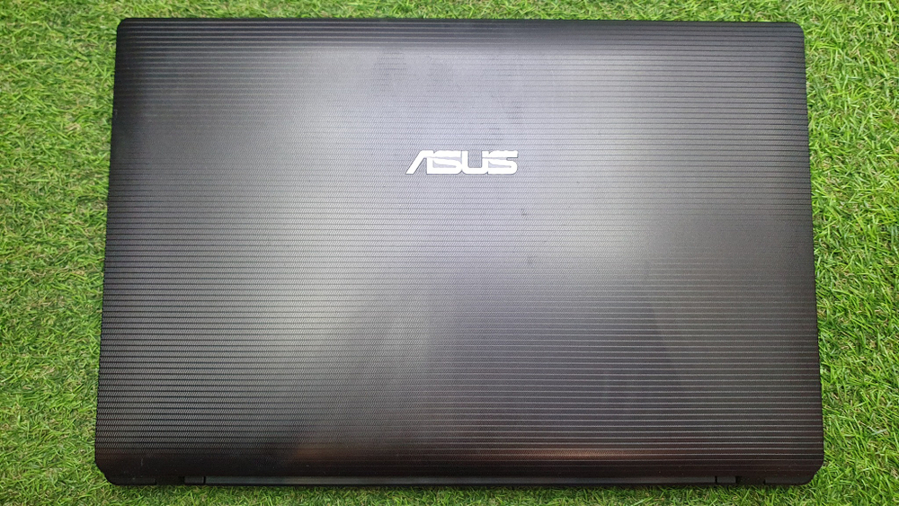 Ноутбук ASUS AMD/3Gb