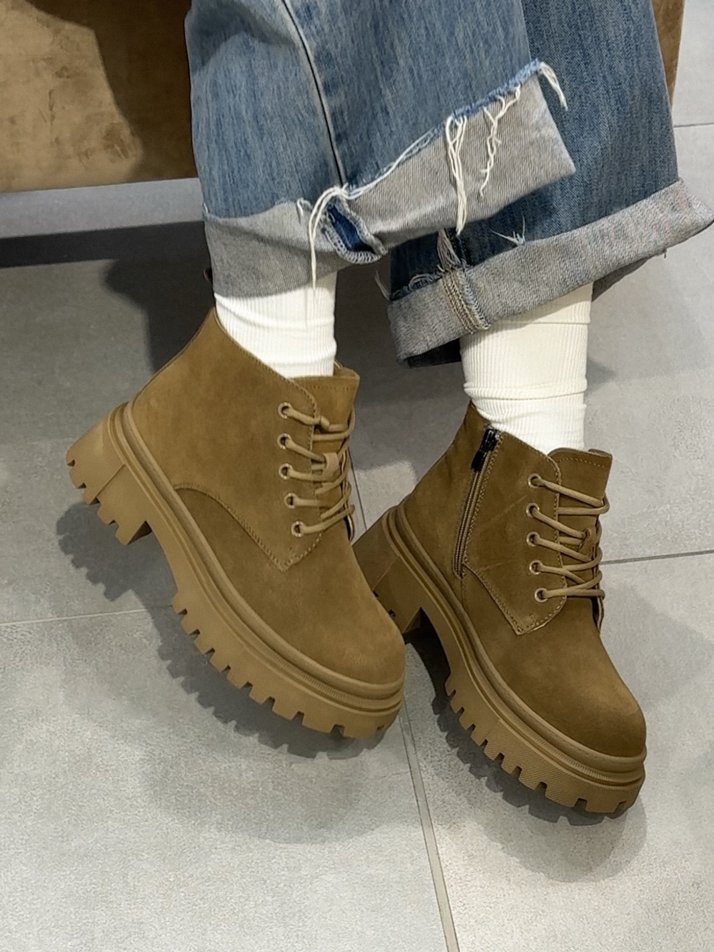 Ботинки из натуральной замши/ натуральная шерсть