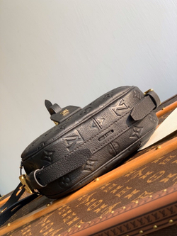 Louis Vuitton Boite Chapeau Souple MM