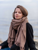 Шерстяной палантин