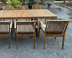 Стул из акации MONA