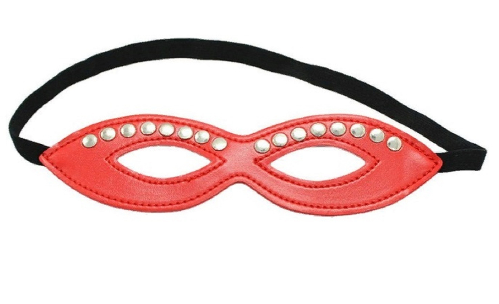 Маска открытая с клепками красная