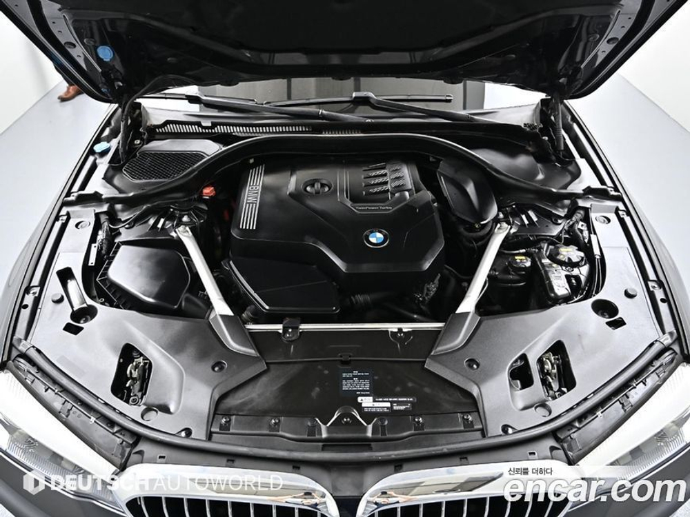 BMW 5 Series (G30) 520i Luxury (11.2019)