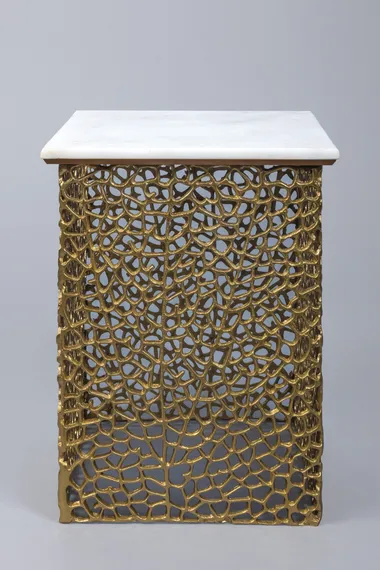 Комплект из 2 столиков Tappstol, белый мрамор, латунь