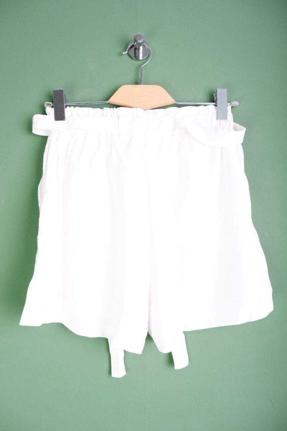 Шорты свободного кроя, визуально на 44 размер