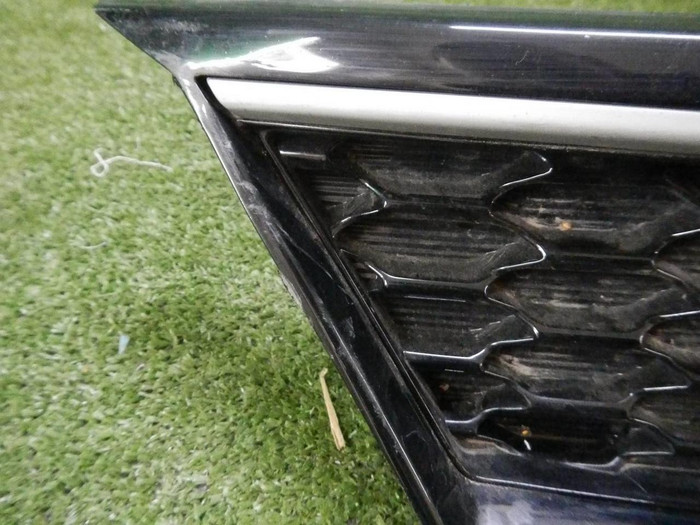 Решетка радиатора Kia Rio 4 X (2020-н.в.)