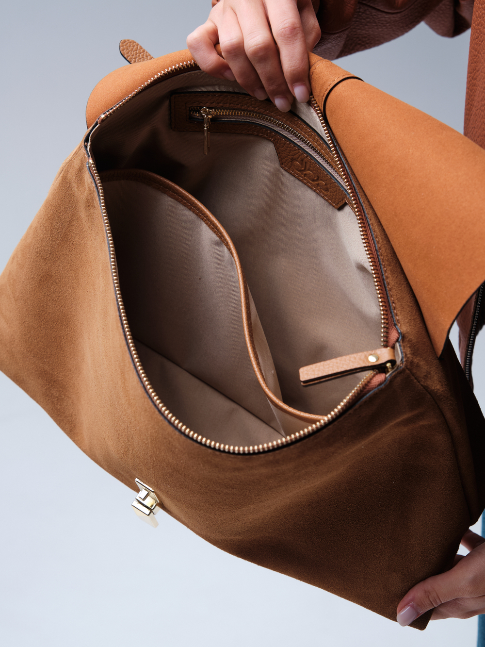 Замшевая сумка сэтчел Colette DBR 31349 светло-коричневый