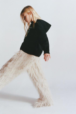 ZARA ТОЛСТОВКА С ПРИНТОМ «МЕДВЕЖОНОК», ЧЕРНЫЙ