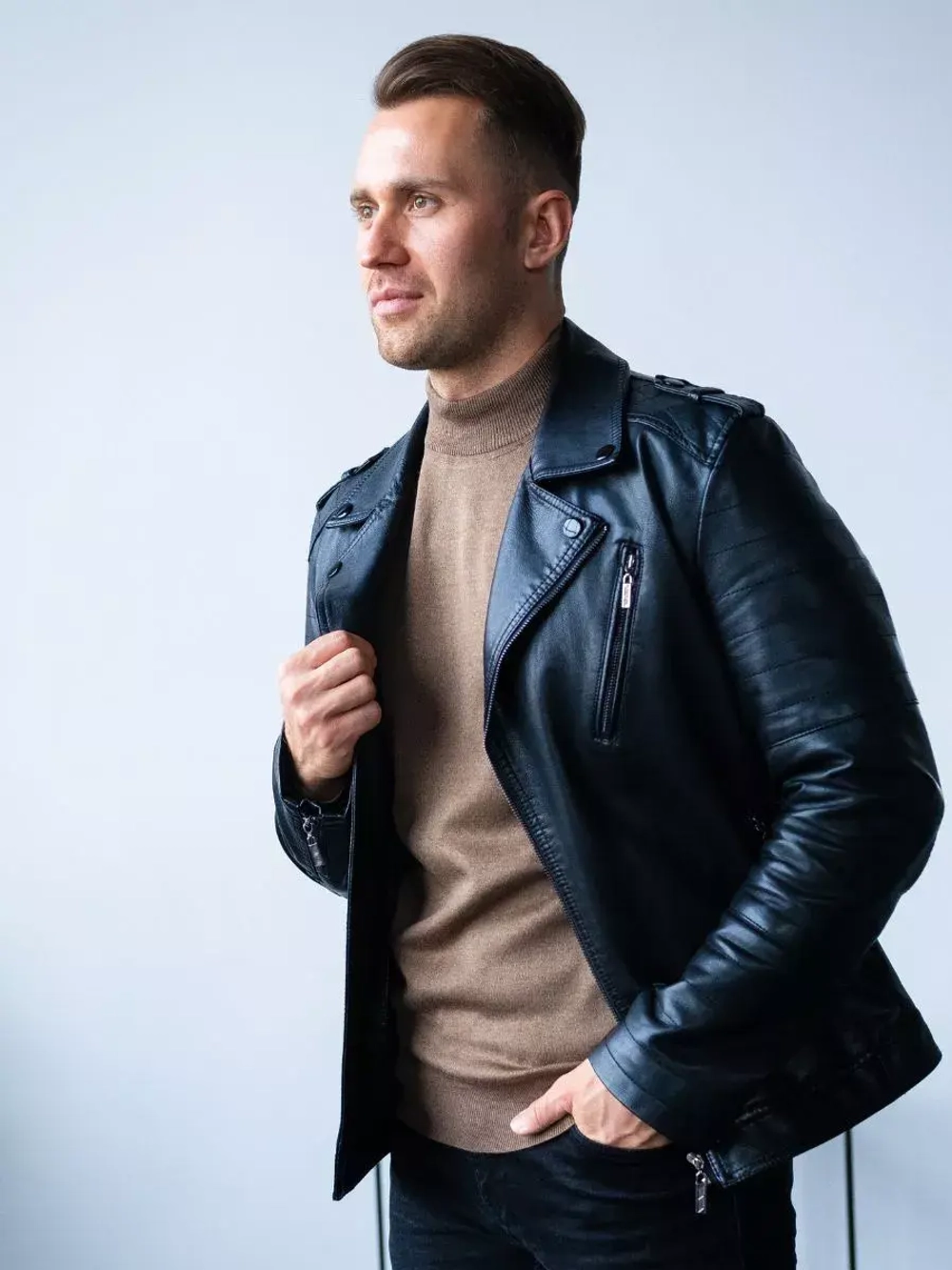 Джемпер Турция тонкий теплый с горлом