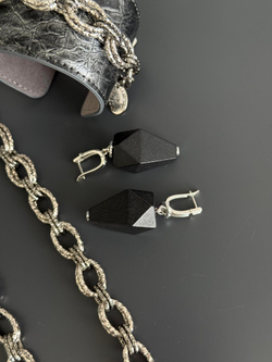 HMG 1350 Wood Cone black mix Серьги арт.0950