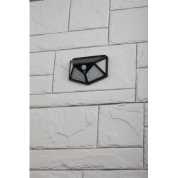 Светильник уличный ЭРА ERAFS100-04 на солнечной батарее настенный с датч. движ, 4 плоскости освещения, 500 lm