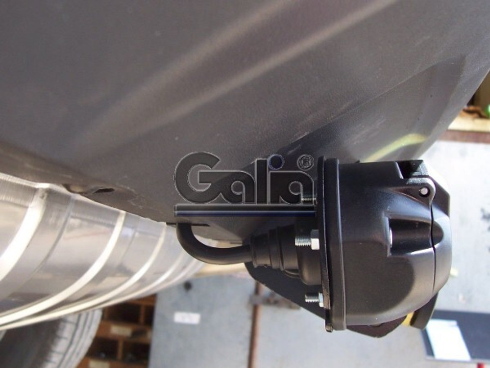 Фаркоп оцинкованный Galia V052A для Audi Q7 2006-2015, Porsche Cayenne 2002-2010, 2010-, Volkswagen Touareg 2002-2010, 2010-(паспорт и сертификат в комплекте)(без электрики)