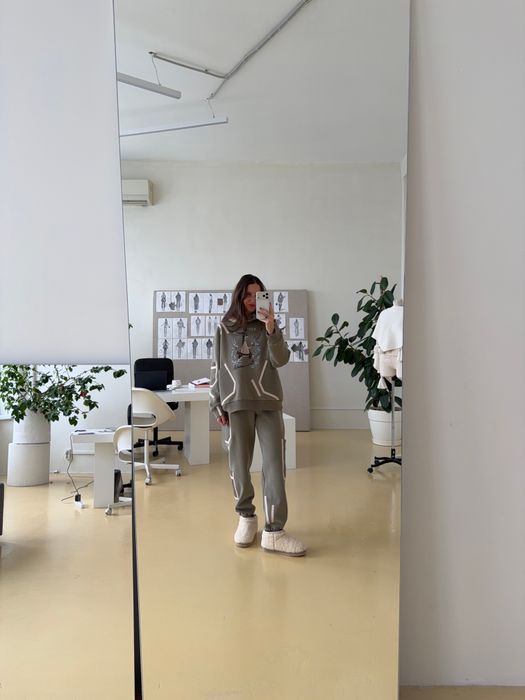 ХУДИ ЖЕНСКИЙ БРИНИТ ХАКИ КОНЬ-ОГОНЬ