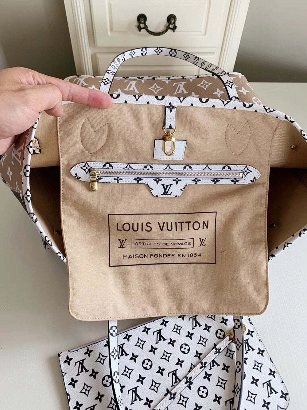 Louis Vuitton Neverfull MM