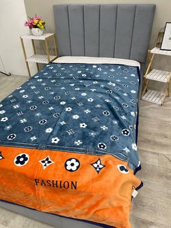 Плед БРЕНД 1,5сп ЛИКВИ