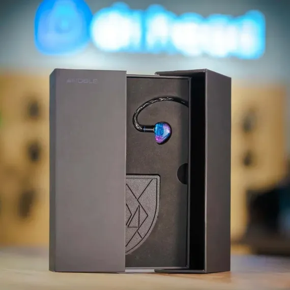Noble Audio Knight