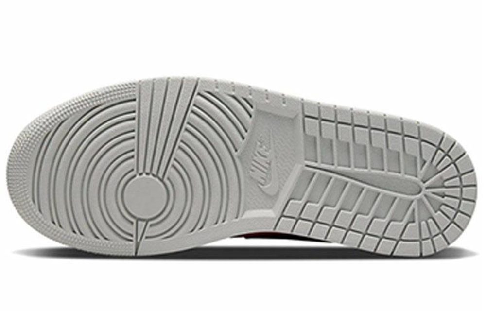 Кроссовки Jordan Air Jordan 1 Low "Light Iron Ore" (Женская размерная сетка)