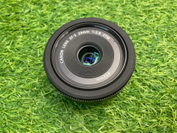Canon EF-S 24mm 2.8 STM