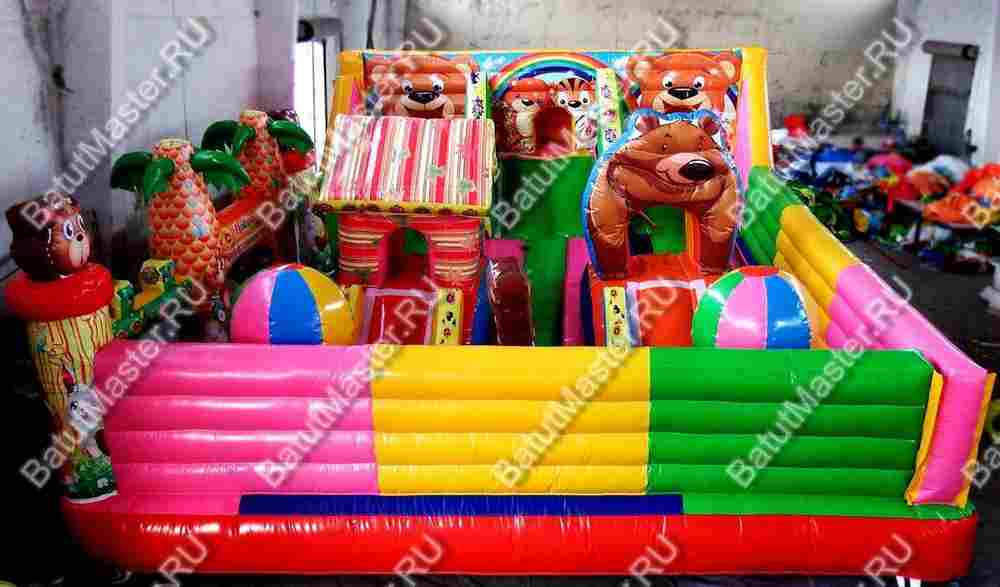 Коммерческий батут "В погоне за медведем",вход слева, 10*6,3*3 м