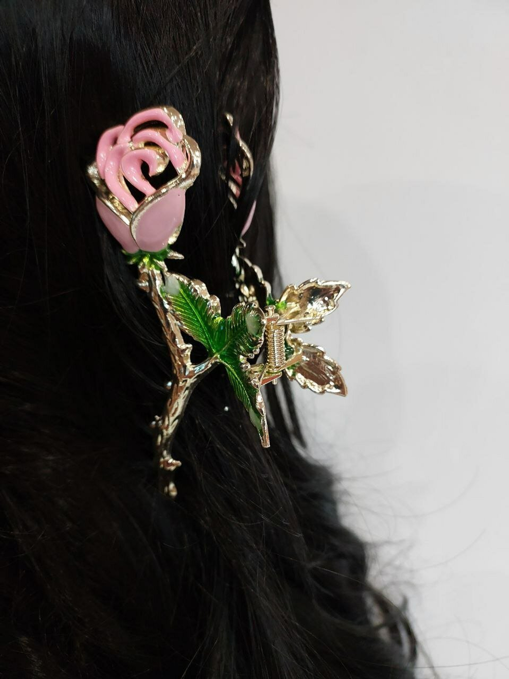 Заколка - краб для волос  цветок "Нежная роза". Цвет розовый. Металл.Усиленная.