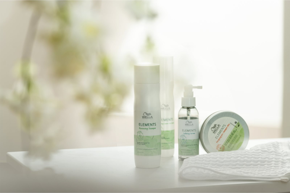 Wella Professionals Elements - Шампунь для восстановления волос, чтобы сделать волосы блестящими и мягкими /   250  ml  / GTIN 4064666036267
