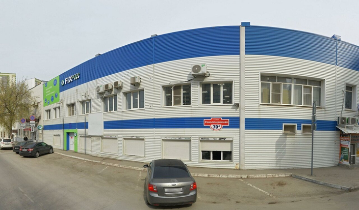 Магазин салон на Революционной