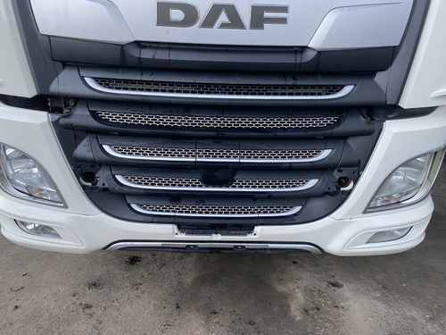 Решетка радиатора 2021г