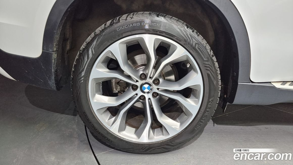 BMW X6 (F16) xDrive 30d (08.2019)