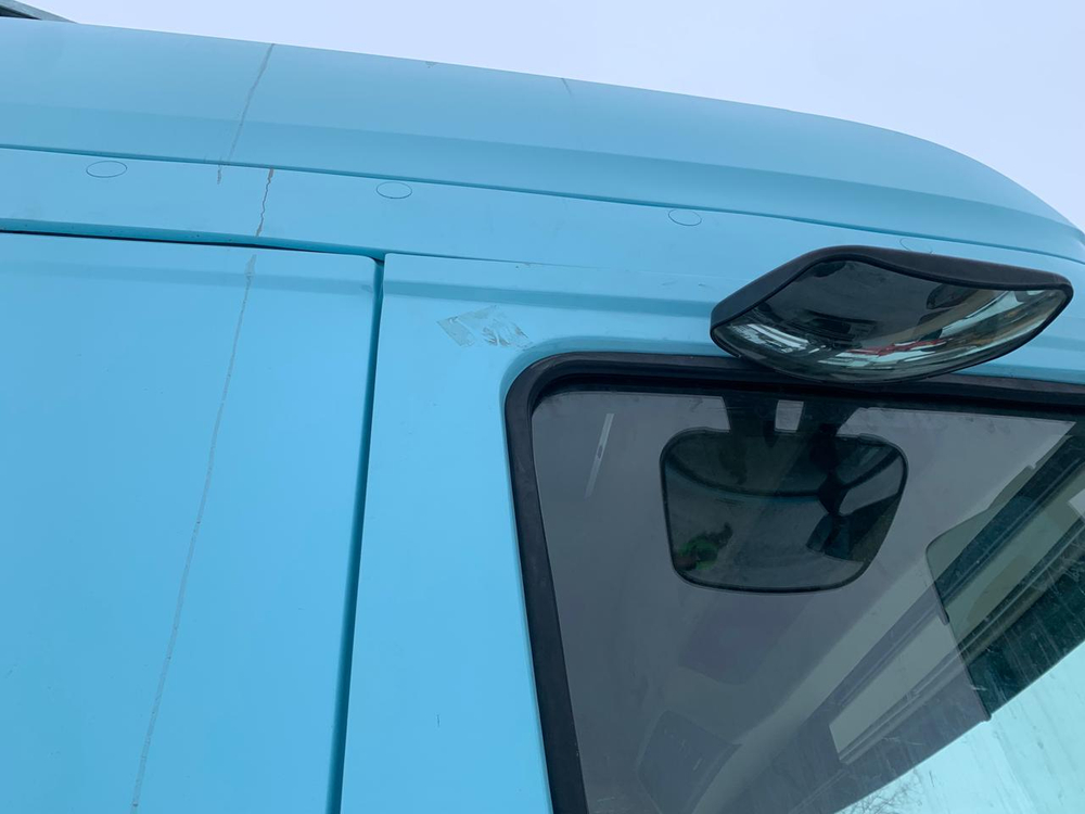 Shacman (Shaanxi) SX* 4x2 Седельный тягач SX4188YY381 (Дизельный, 12,5 л, 473 л.с., МТ)