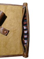 Пенал-скрутка для хранения игральных костей (коричневый)