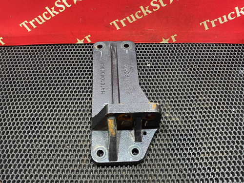 Кронштейн двигателя задний правый 2023г.