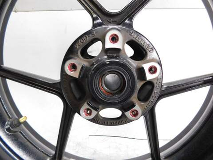 колесо переднее Kawasaki Ninja 1000 2011