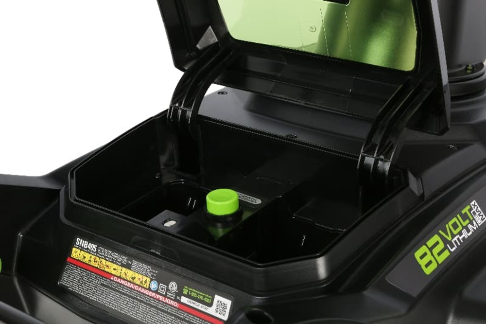 Снегоуборщик аккумуляторный Greenworks Арт. 2602507, 82V, 56 см, бесщеточный