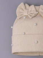 Шапка для девочки на осень с бусинами и снуд