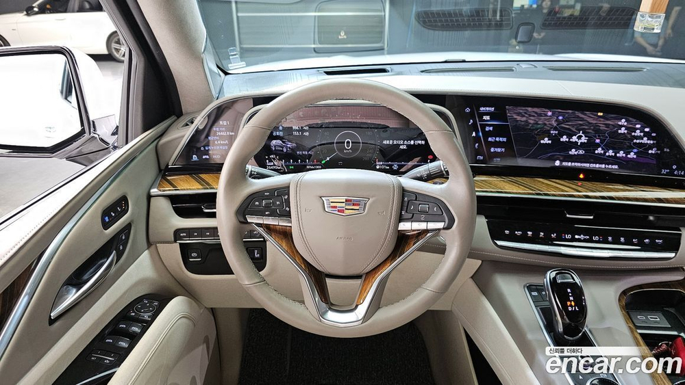 Cadillac Escalade 5 Generation 6.2 (08.2021)