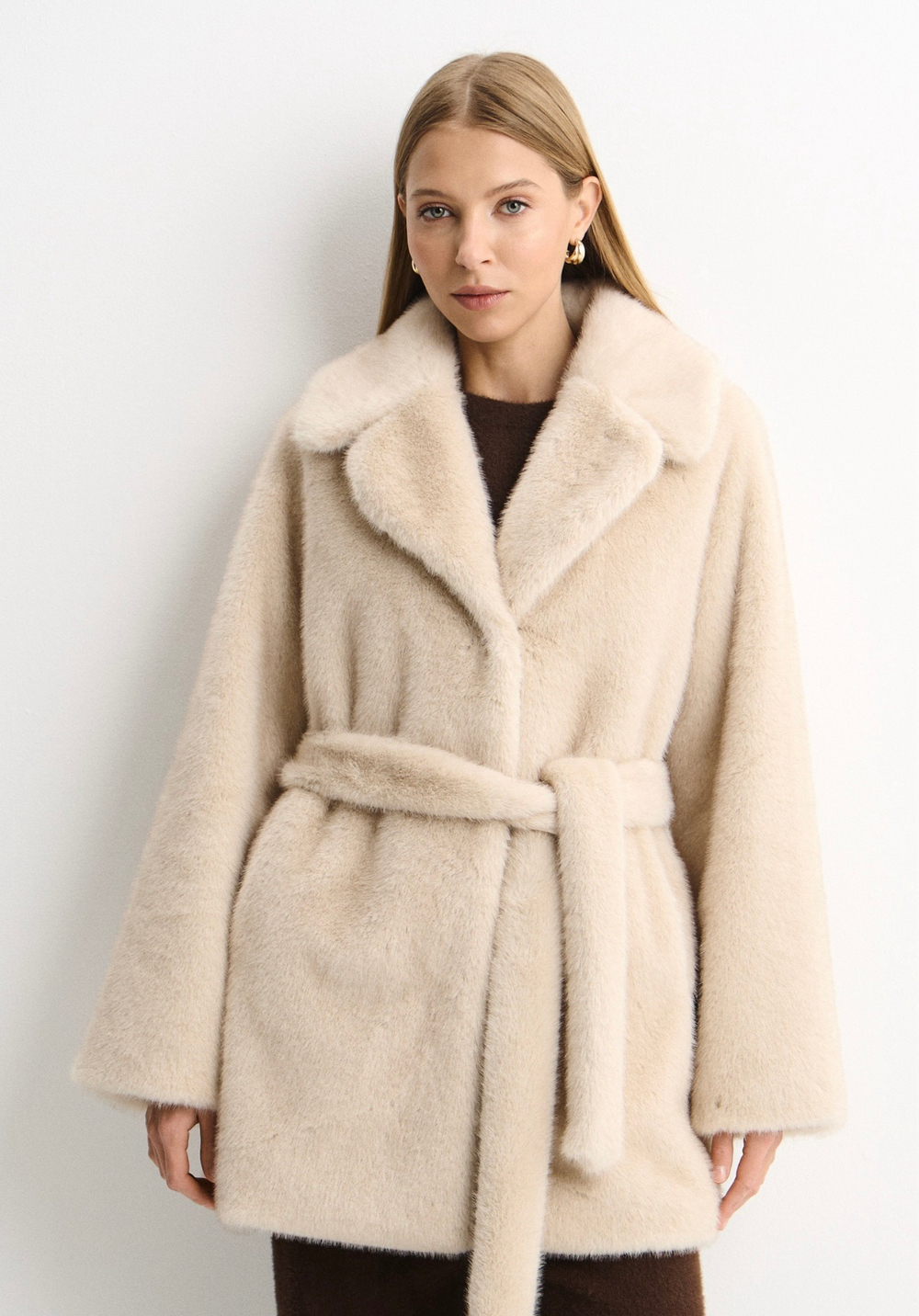 Шуба Lux миди бежевый