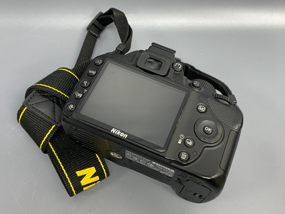 Nikon D3200 15.000 кадров