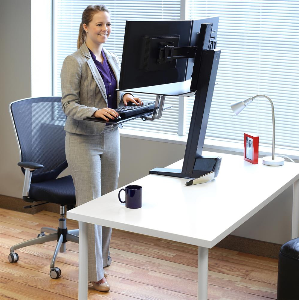 Крепление Ergotron WorkFit-S настольное на два монитора (33-349-200 / 33-349-211), Белый