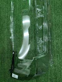 Стекло фары правое Toyota Land Cruiser 200 (15-21)