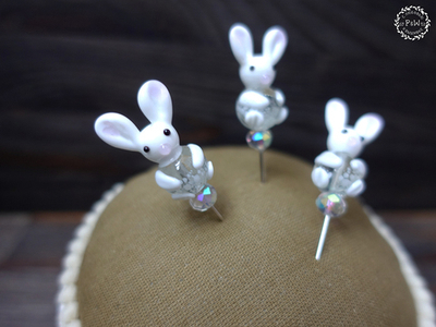 Крупный пин "Заяц-беляк"