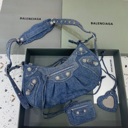 Balenciaga Le Cagole 33 cm
