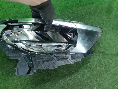 Битая Фара правая VW Polo 6 (2020-н.в.) LED