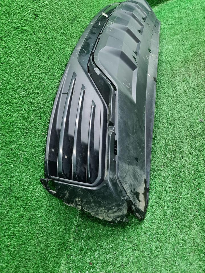 Юбка заднего бампера Geely Monjaro (2021-н.в.)