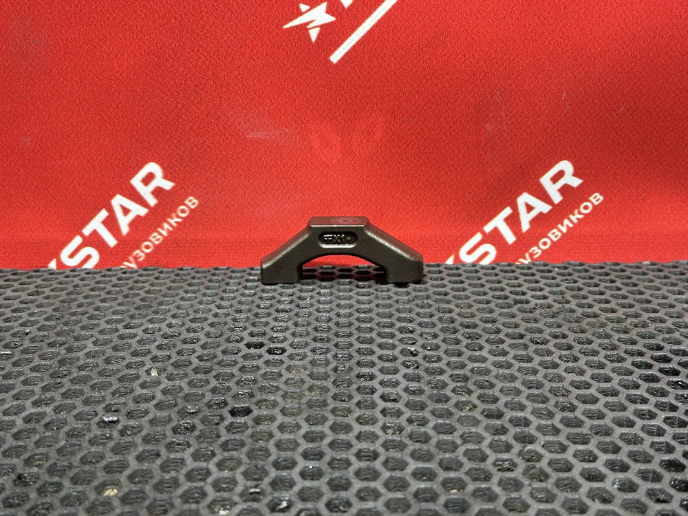 Коромысло клапана