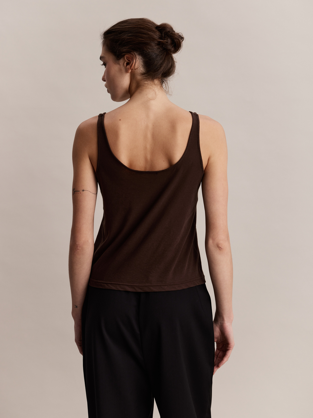 Топ Sam Tank-top in Chocolate