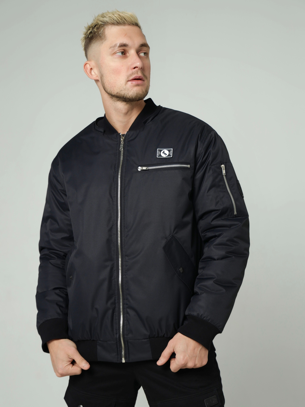 Бомбер мужской утепленный черный Город Горький