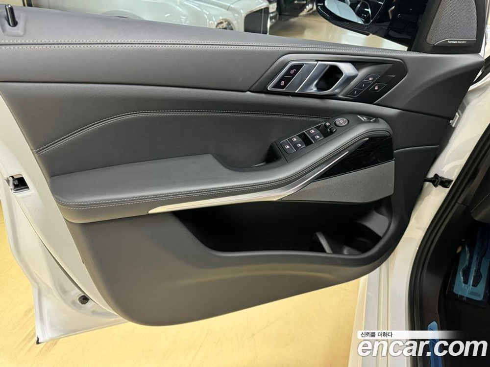 BMW X5 (G05) xDrive 40i M Sports (11.2023)