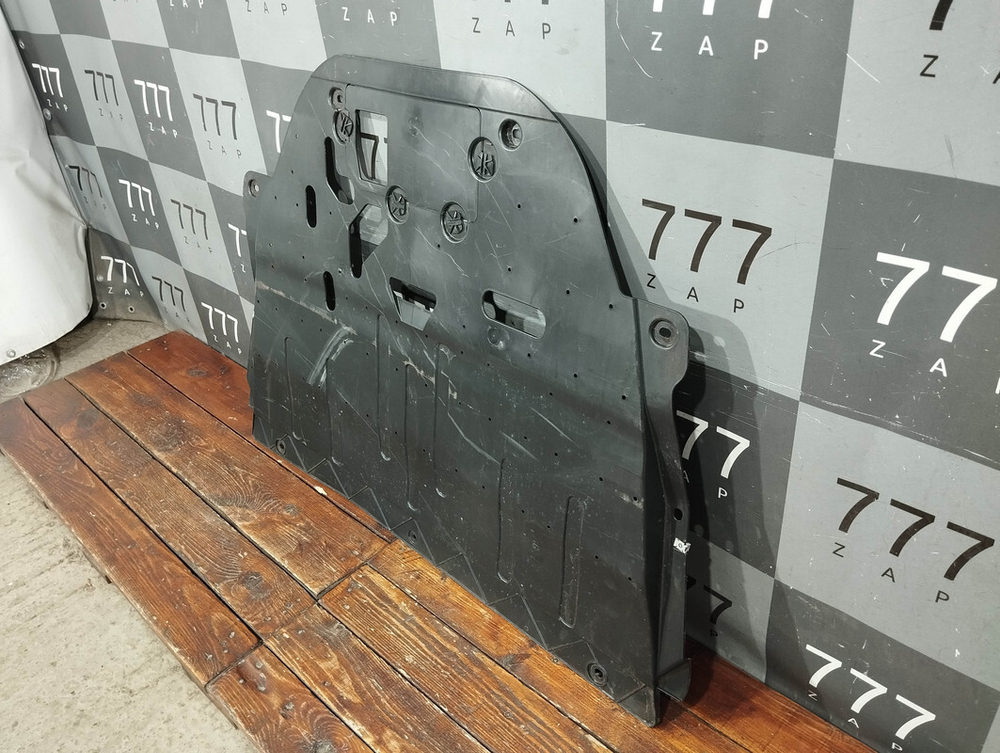 Защита двигателя (пыльник) Chery Arrizo 8 22-нв Б/У Оригинал 602001828AA